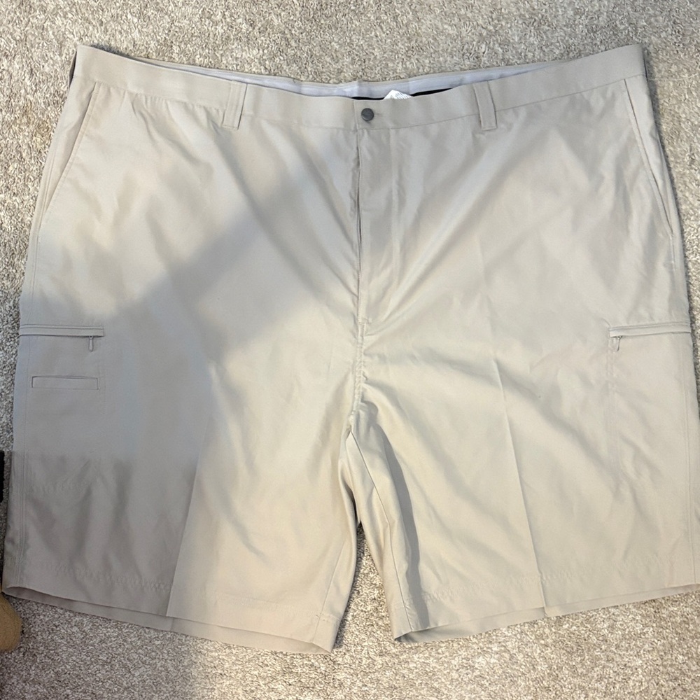 Callaway Men's Light Tan Flat Front Shorts